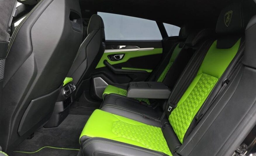 Lamborghini URUS 650-PS “CARBON”