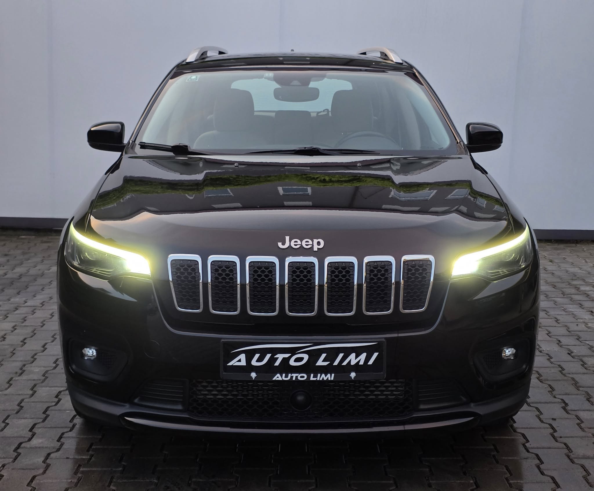 Jeep  CHEROKEE  Longitude