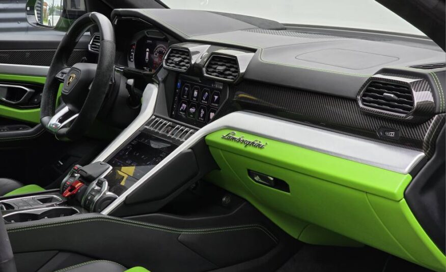Lamborghini URUS 650-PS “CARBON”