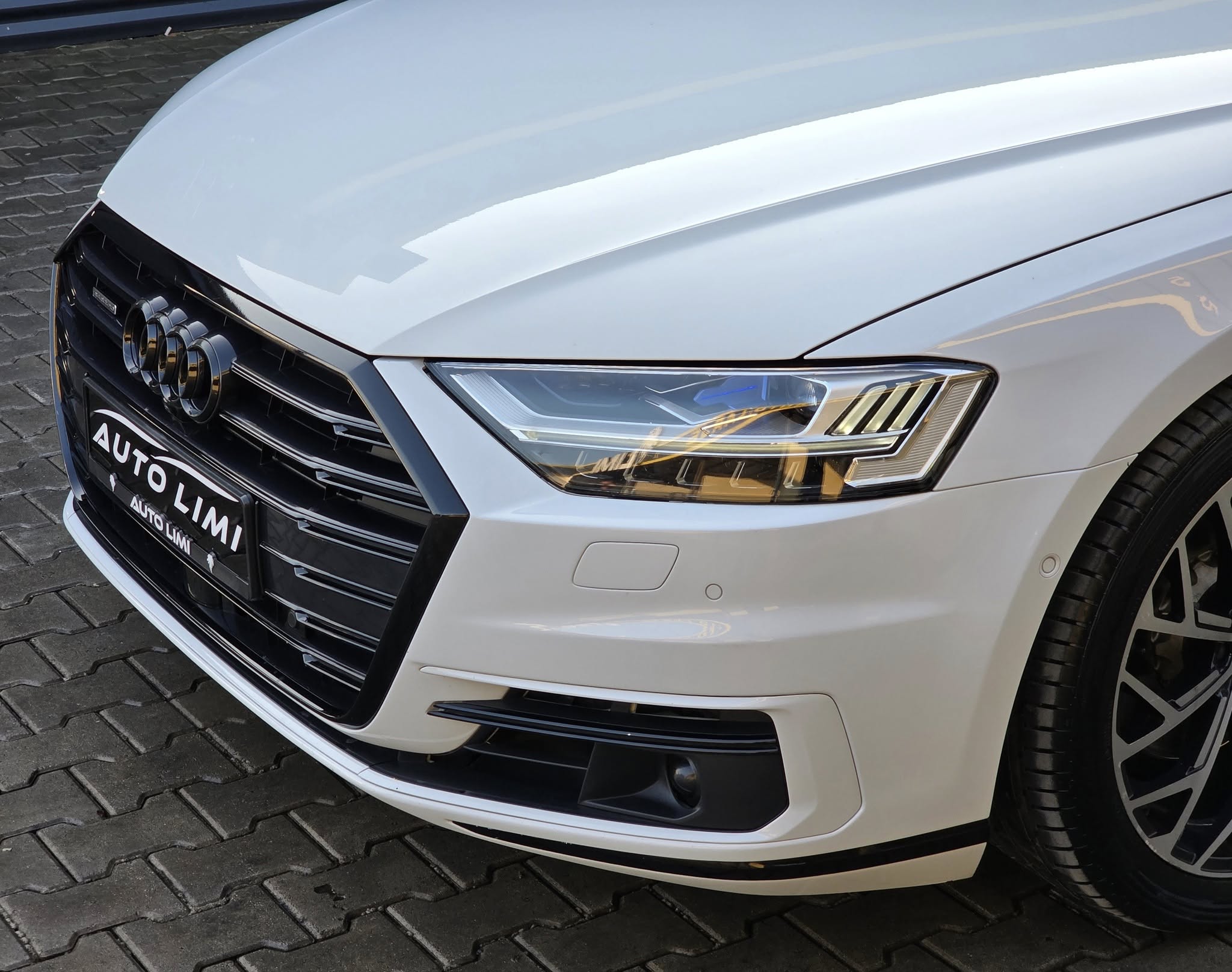 Audi a8 50TDI  BlackEdition