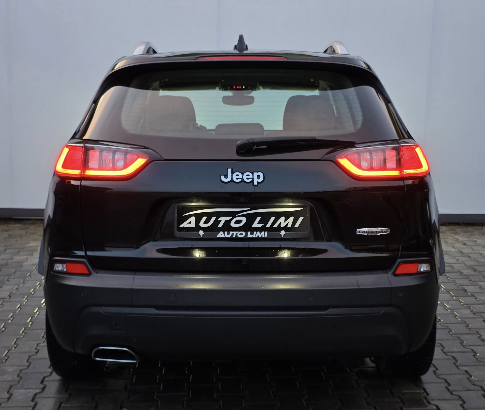 Jeep  CHEROKEE  Longitude